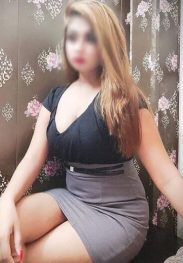 9582303131, Low Rate Book Call girls in Sector 52, Noida
