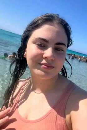 Amelia bella